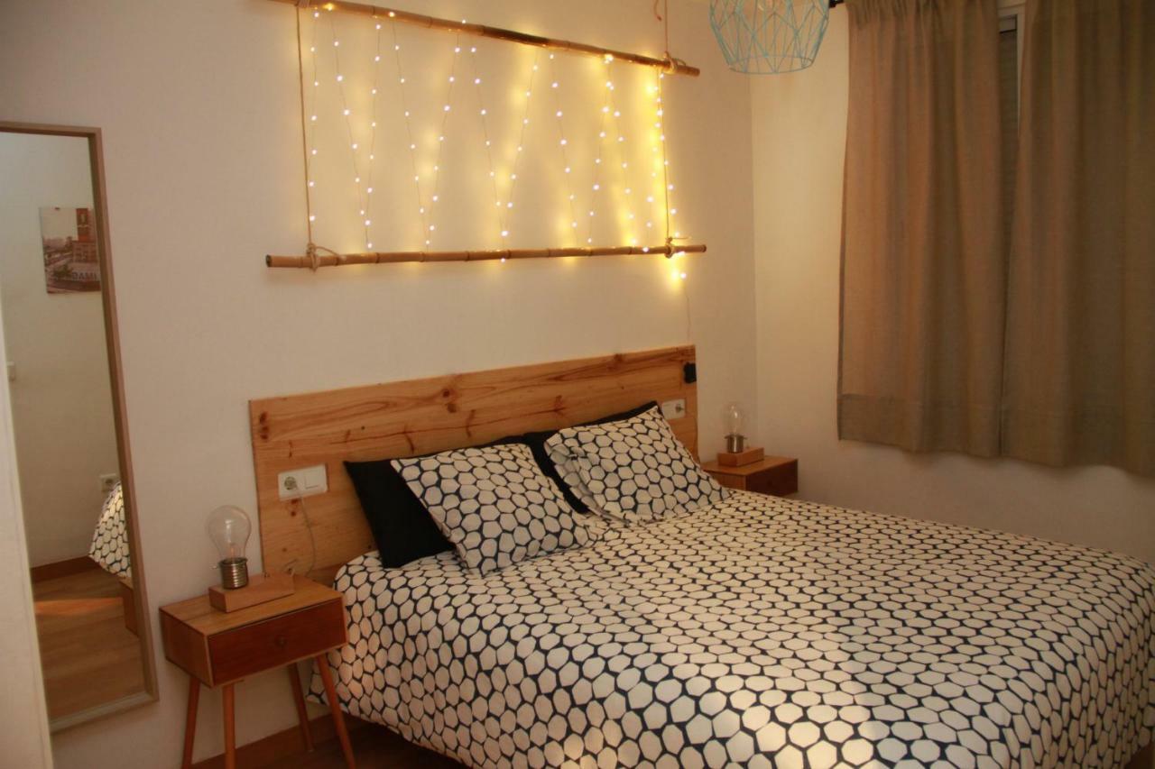 Cozy & Bright Apartment Malaga Exterior photo